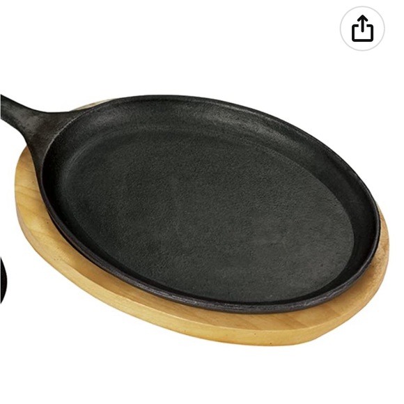 Kitchen Nwt Cast Iron Fajita Pan With Wooden Trivet Poshmark